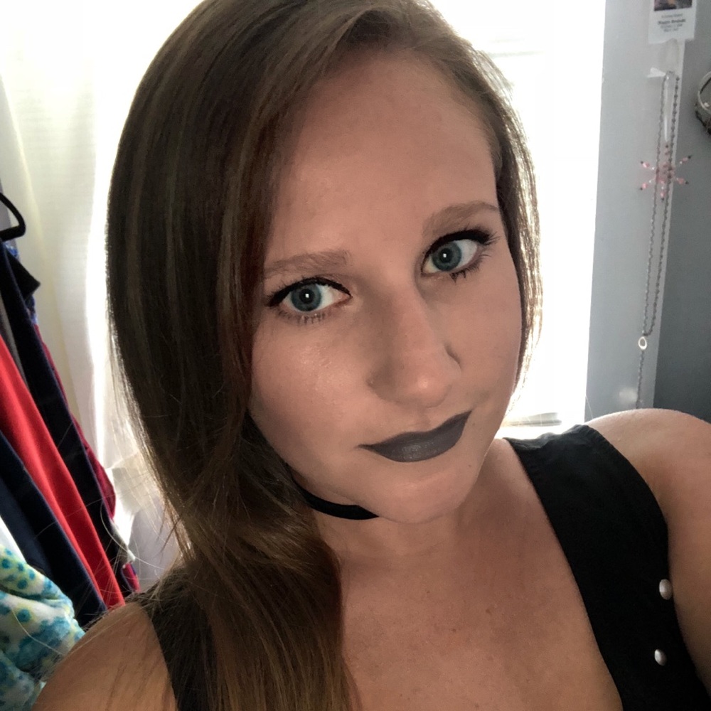 Meet your Posher, Aimee